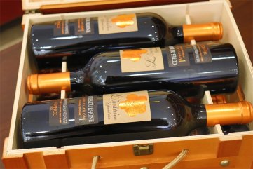 法国波尔多红草莓污污视频生意怎样开展好