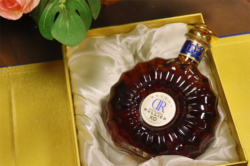 草莓视频APP免费代理红酒要多少资金支持